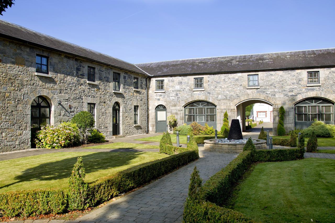 Moyvalley Hotel Self Catering Cottages Exterior foto